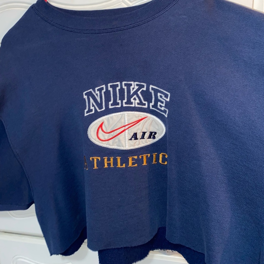 Vintage Nike Cropped crewneck sweatshirt